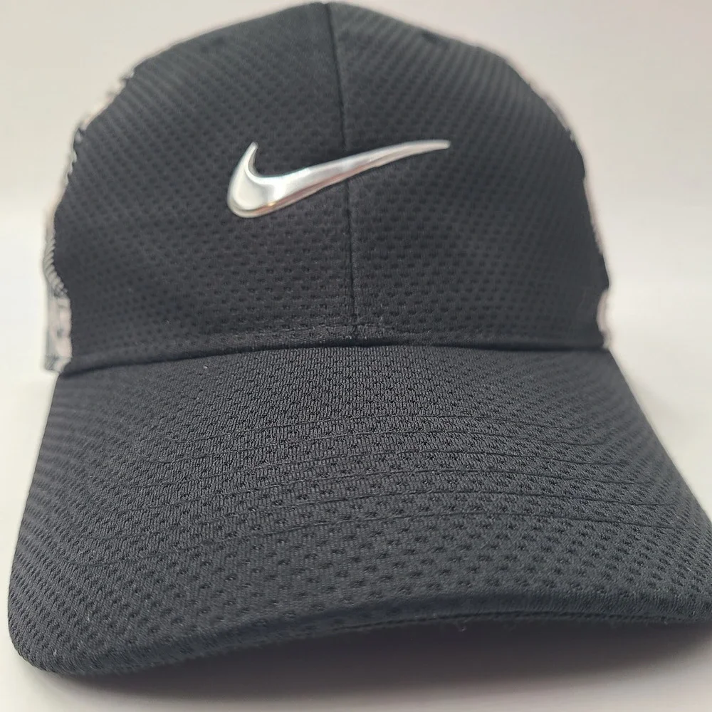 Child Nike Hat Snapback Black White Abstract Pattern Swoosh Logo Sports Outdoors
